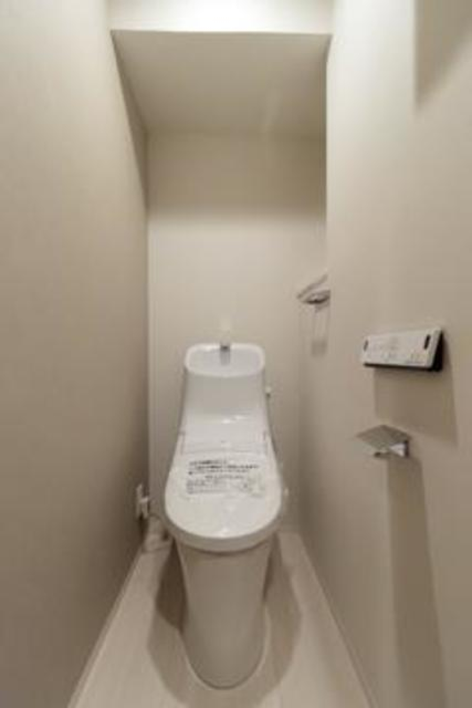 シンプルなトイレ。※写真は同タイプ住戸です。