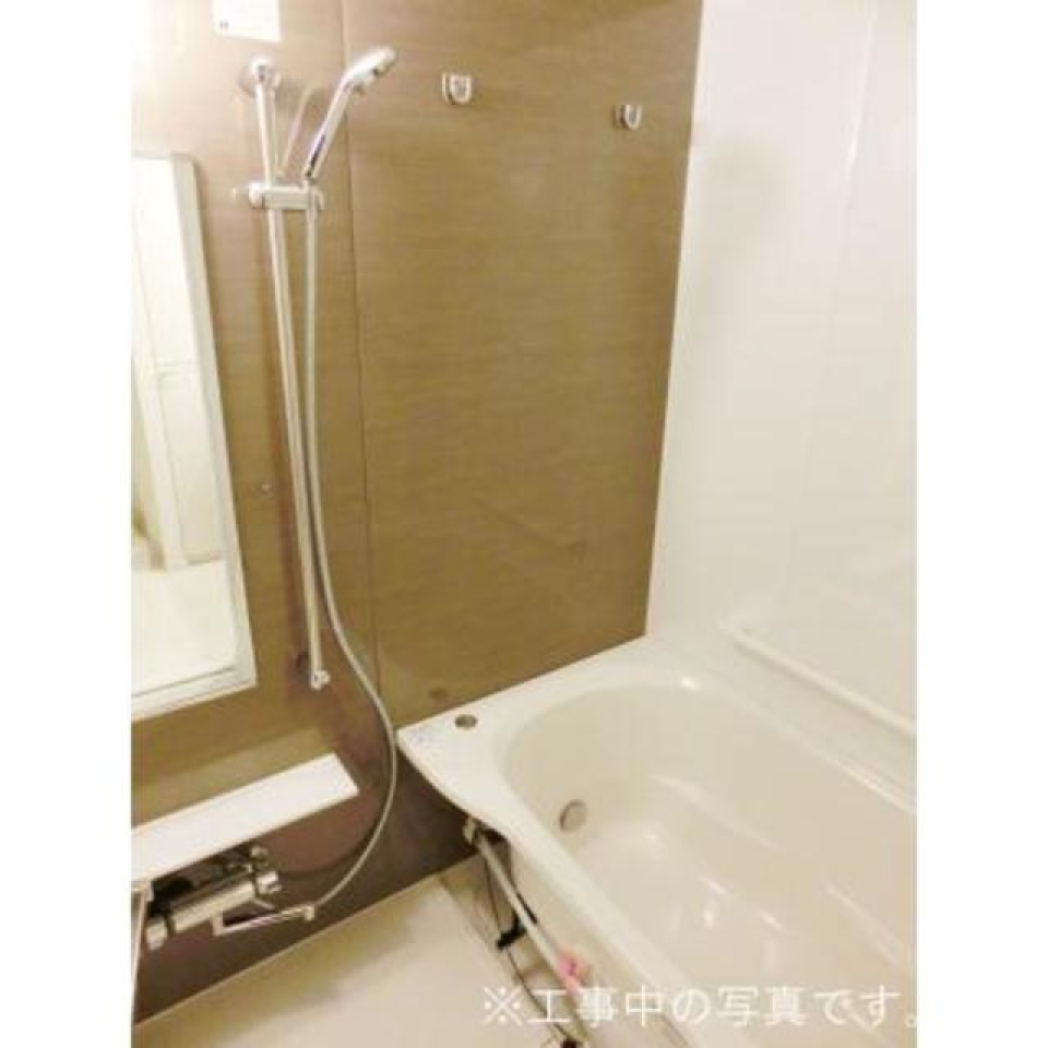 ナチュラルカラーのパネル。※写真は同タイプ住戸です。