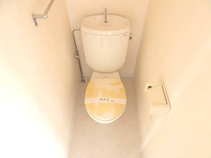 シンプルなトイレです。