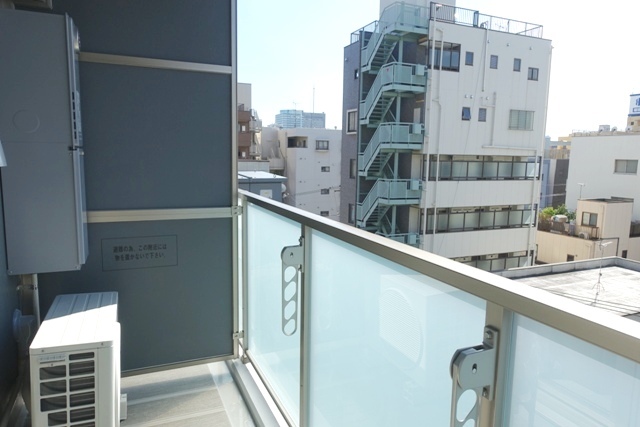 バルコニーの様子です。
※写真は同タイプ住戸です。