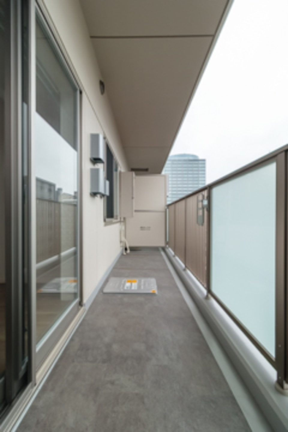 バルコニーの様子です。
※写真は同タイプ住戸です。