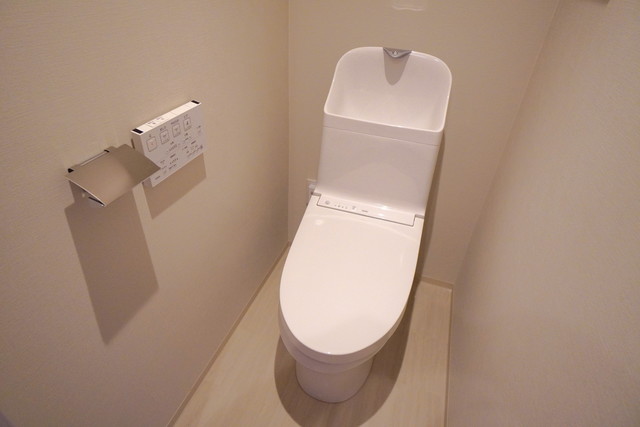 シンプルなトイレです。
※写真は同タイプ住戸です。