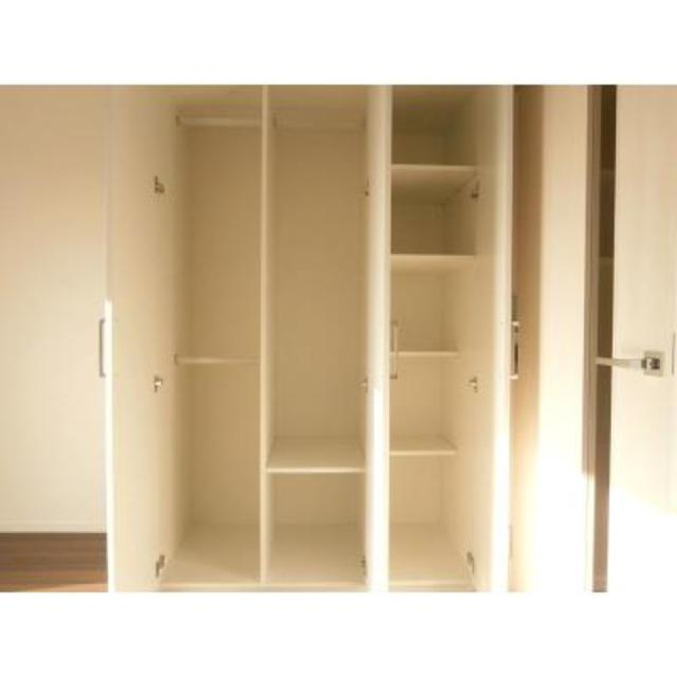 クローゼットの様子です。
※写真は同タイプ住戸です。