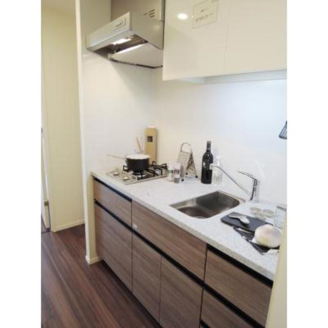 キッチンです。
※写真は同タイプ住戸です。装飾品はイメージです。