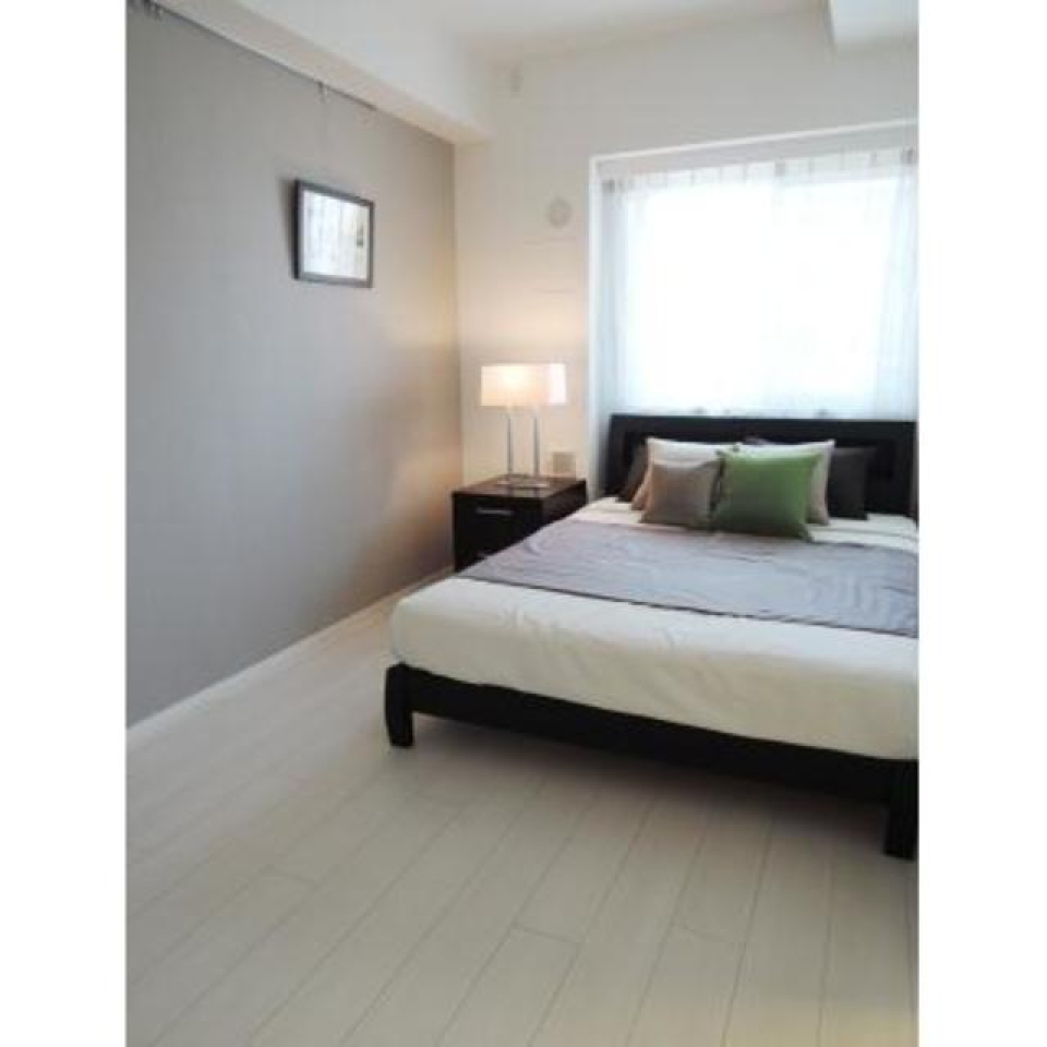 ６帖の洋室です。
※写真は同タイプ住戸です。装飾品はイメージです。