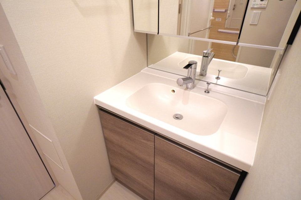 嬉しい独立洗面台です。
※写真は同タイプ住戸です。