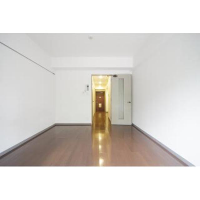 8.02帖の洋室です。
※写真は同タイプ住戸です。
