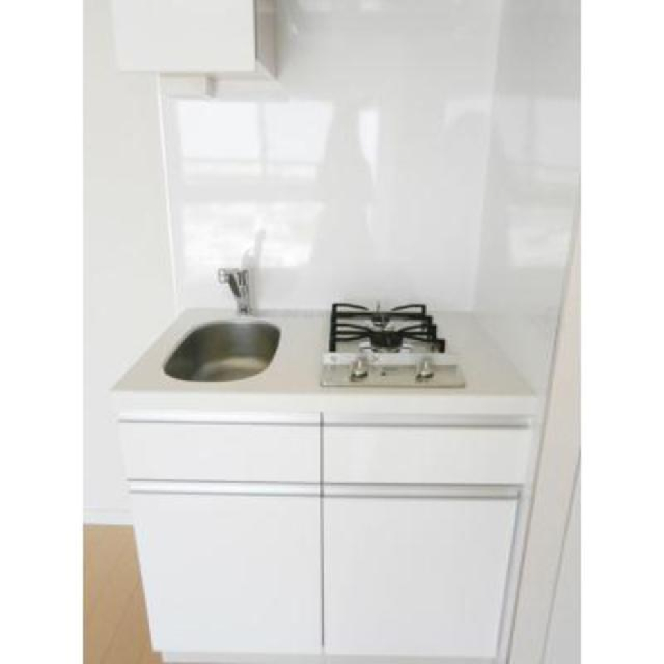 ２口のガスコンロが設置されています。※写真は同タイプ住戸です。
