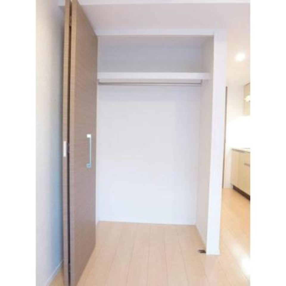 収納スペース。収納術を磨いていっぱい詰め込もう！
※写真は同タイプ住戸です。
