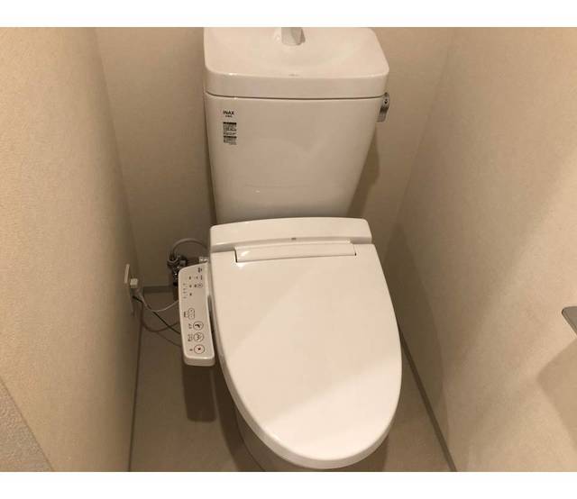 トイレです。
※写真は同タイプ住戸です。