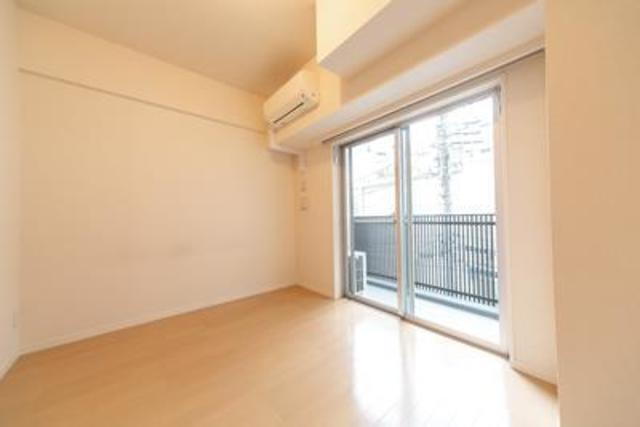 ６帖の洋室です。
※写真は同タイプ住戸です。