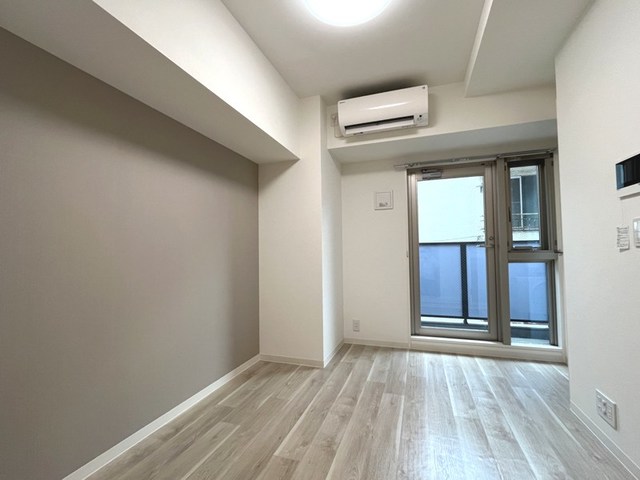 5.5帖の洋室です。
※写真は同タイプ住戸です。