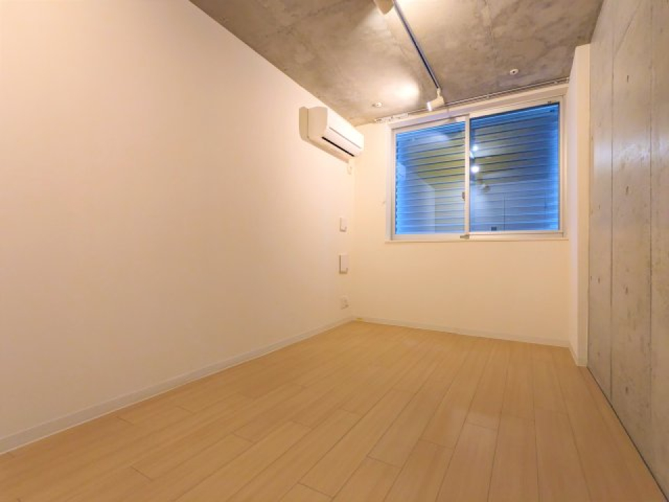 南西向きのお部屋になります。