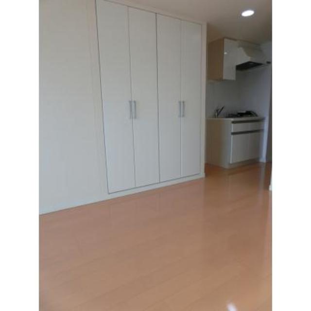 お部屋はエアコンも完備しています。
※写真は同タイプ住戸です。