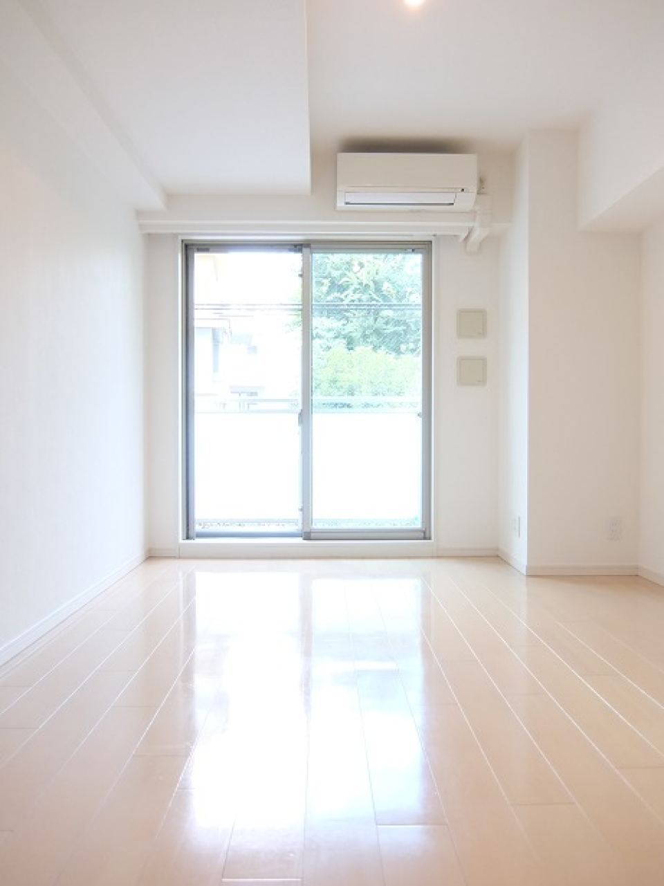 1Kの間取りです。居室は約7.2帖です。
※参考写真