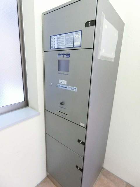 宅配ボックス
