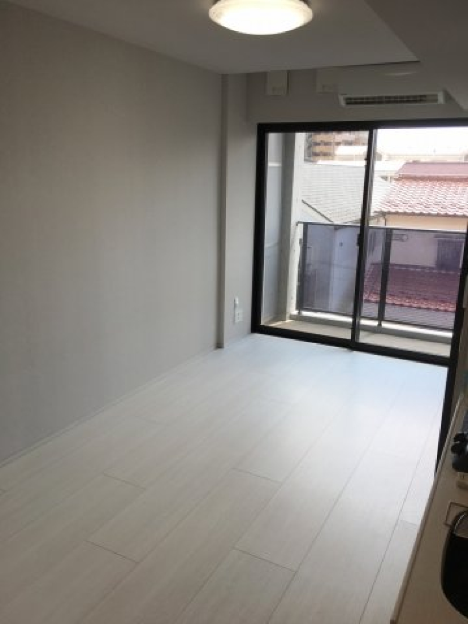 6.5帖の居室です。
※同間取り他部屋写真