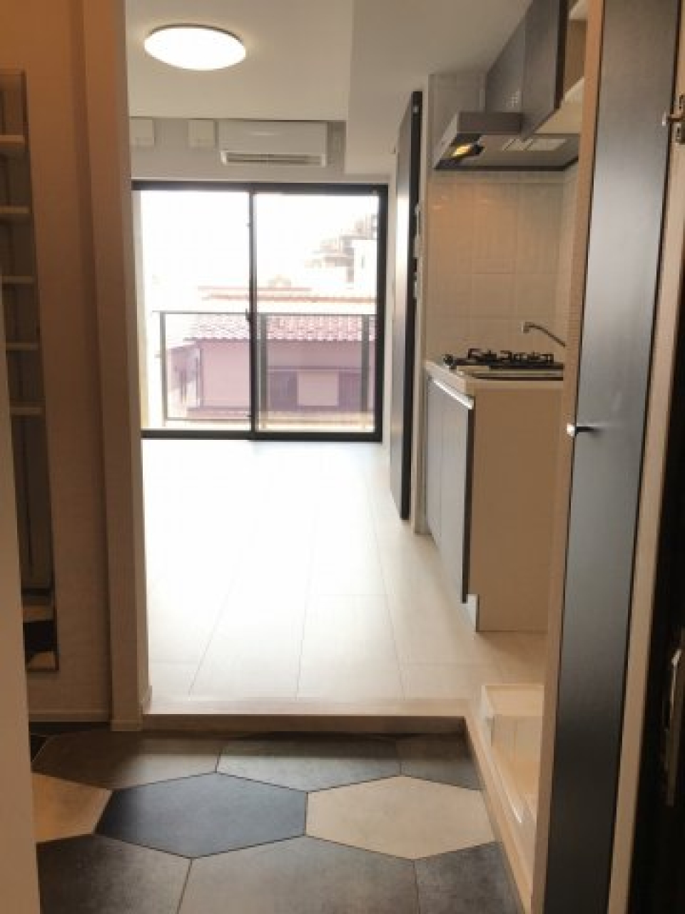 玄関
※同間取り他部屋写真