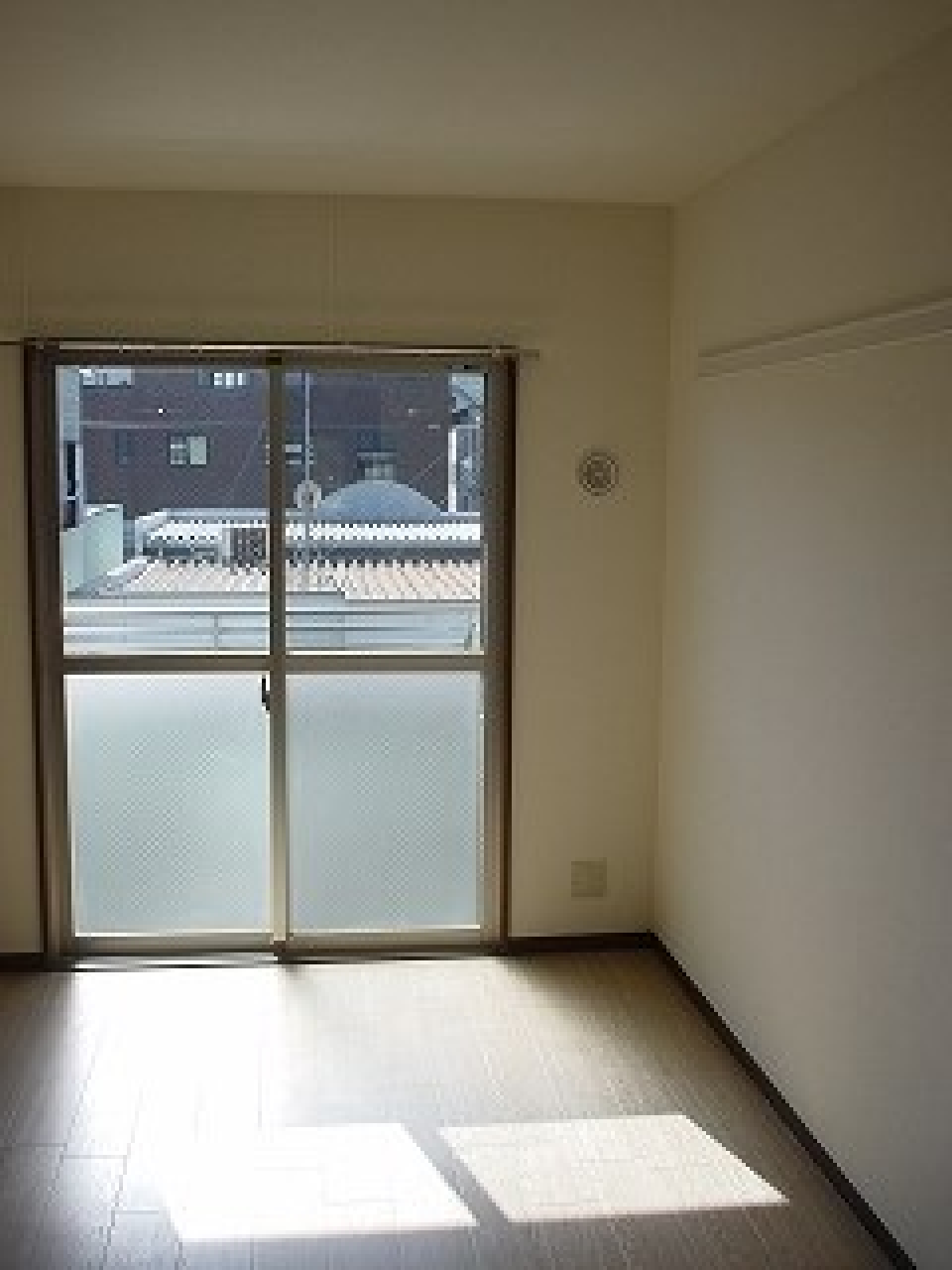 洋室①6帖