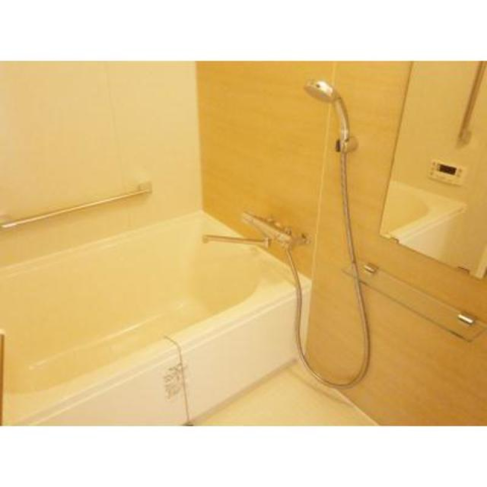 浴室
※写真は同タイプ住戸です。