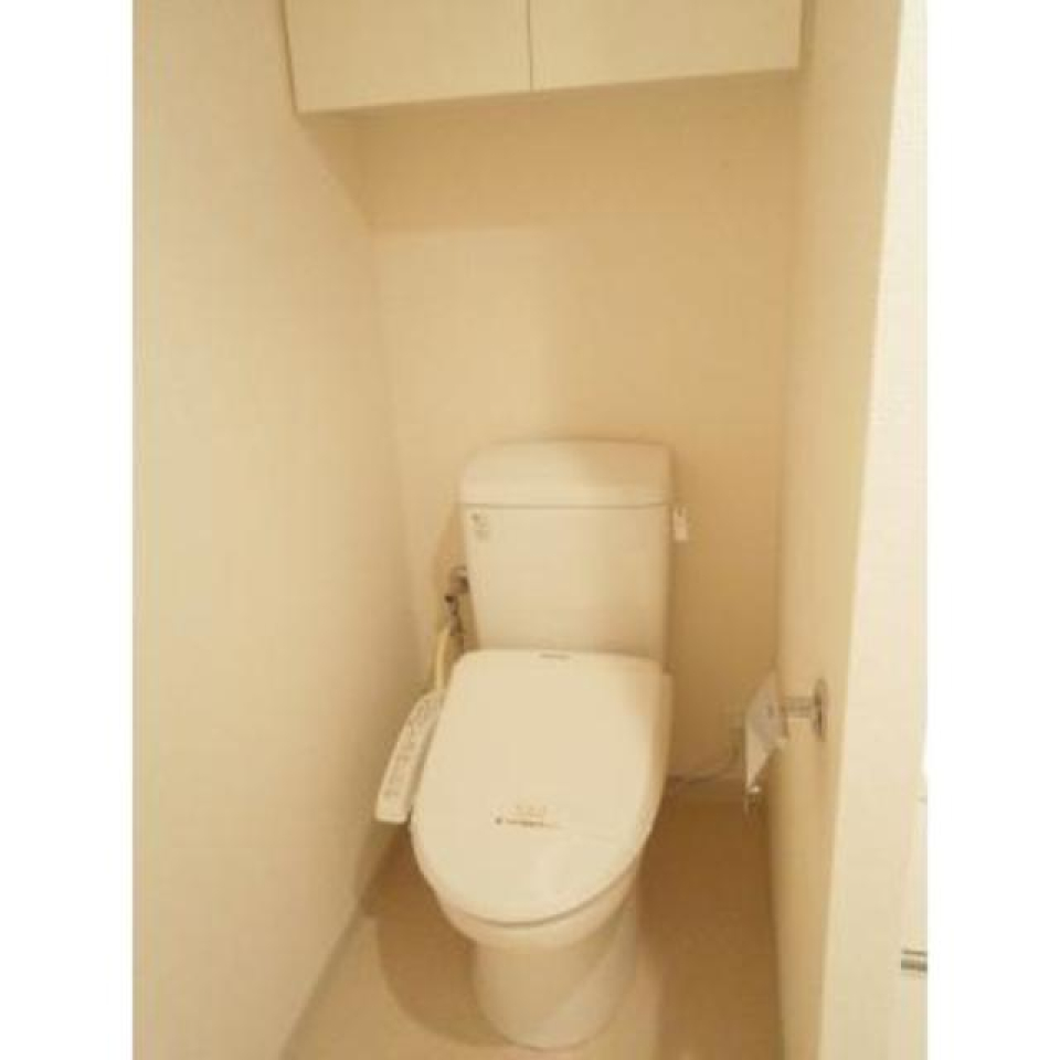 トイレ。※写真は同タイプ住戸です。