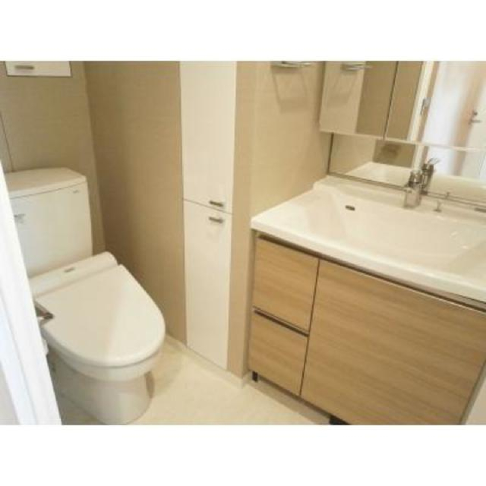トイレ・洗面台
※写真は同タイプ住戸です。