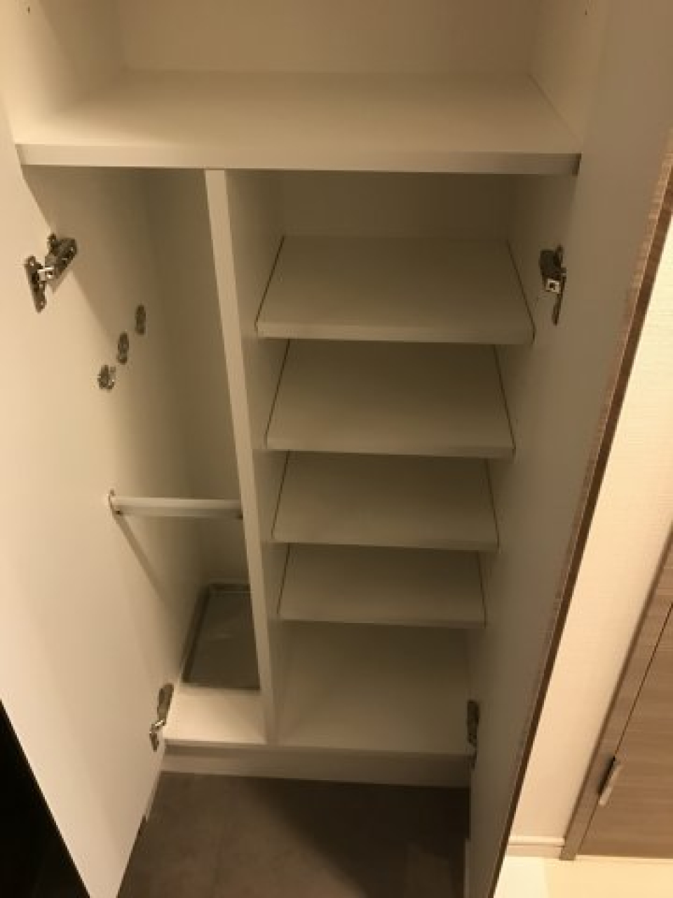 下足入れ