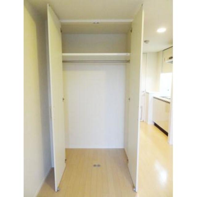 クローゼット
※写真は同タイプ住戸です。