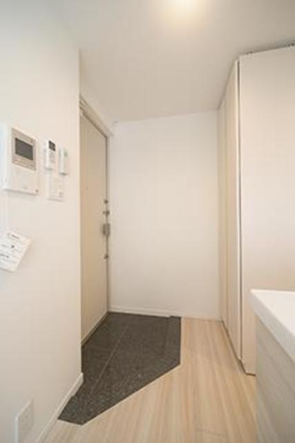 玄関
※写真は同タイプ住戸です。