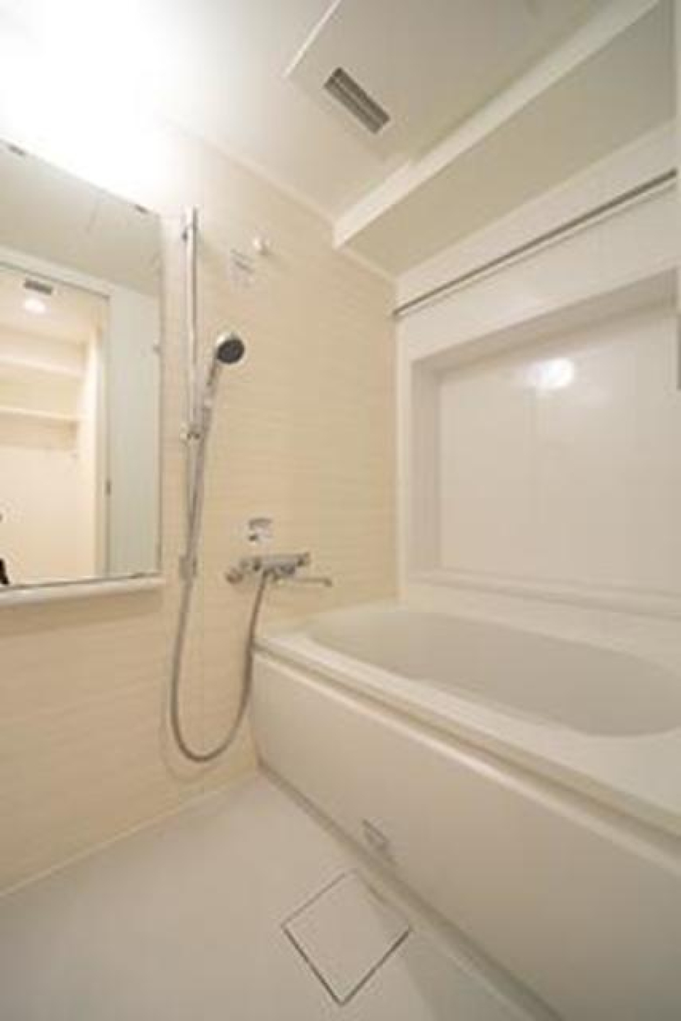浴室
※写真は同タイプ住戸です。