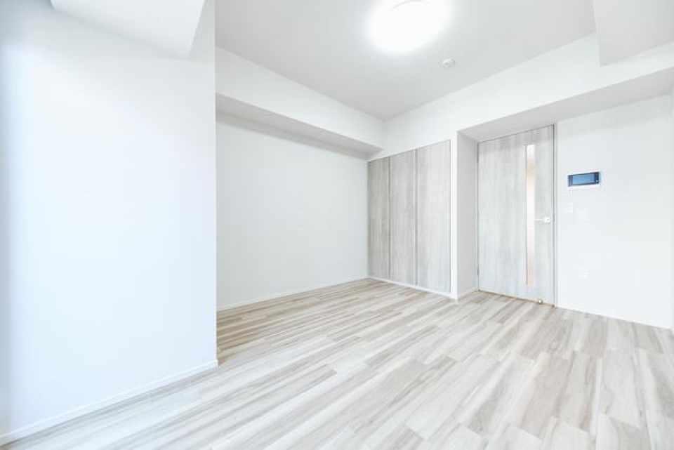 照明を変えたら、また雰囲気がガラっと変わりそうです。
※写真は同タイプ住戸です。