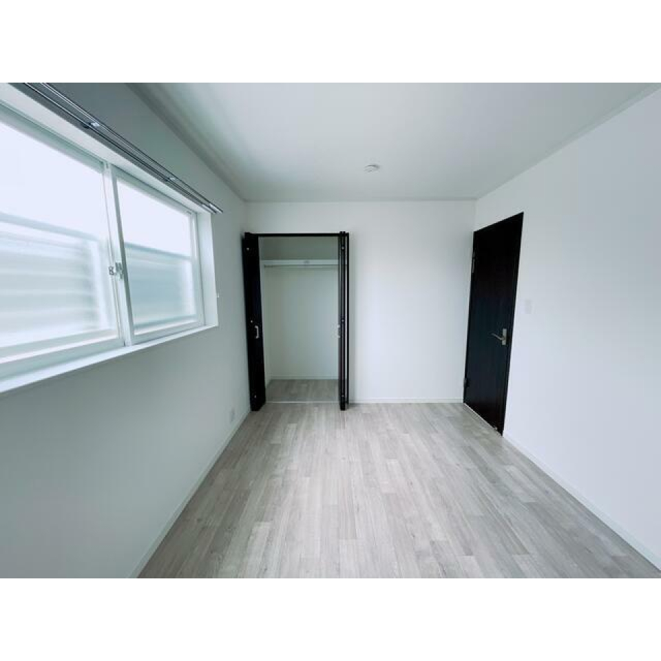 洋室　6帖