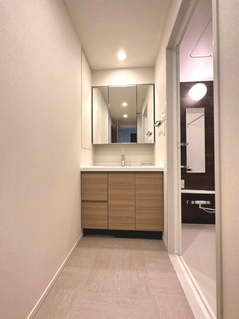 ※写真は同タイプ住戸です。