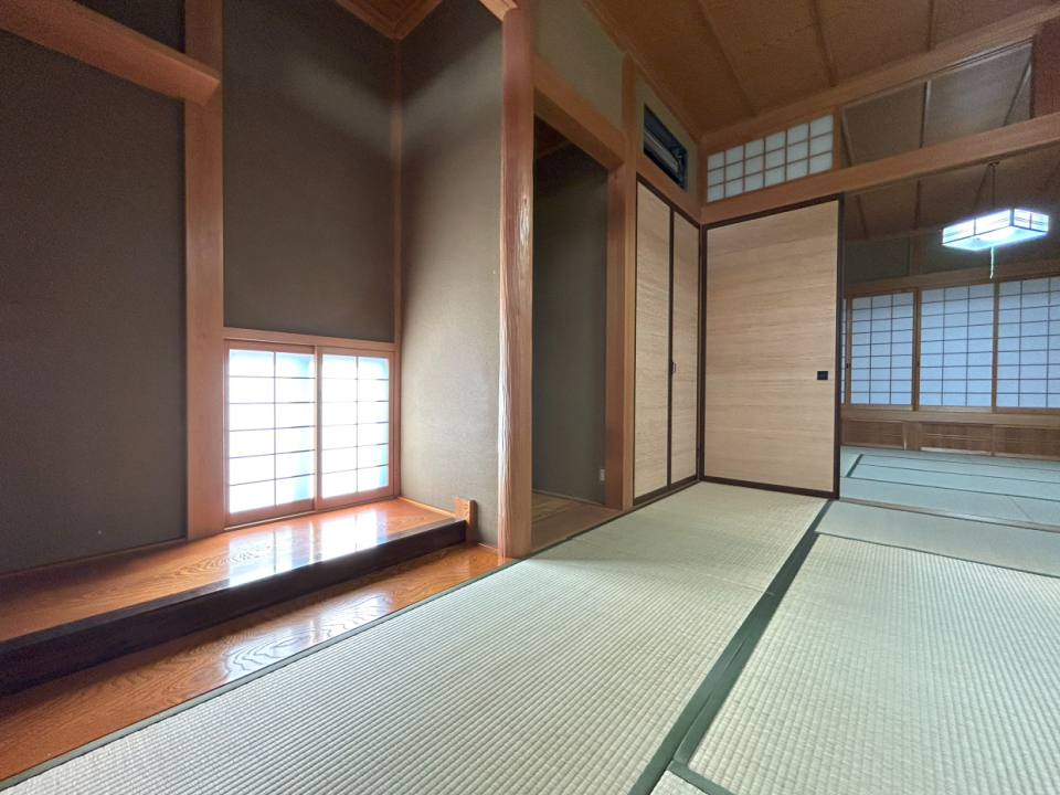 板の間から漏れる光が心地いい