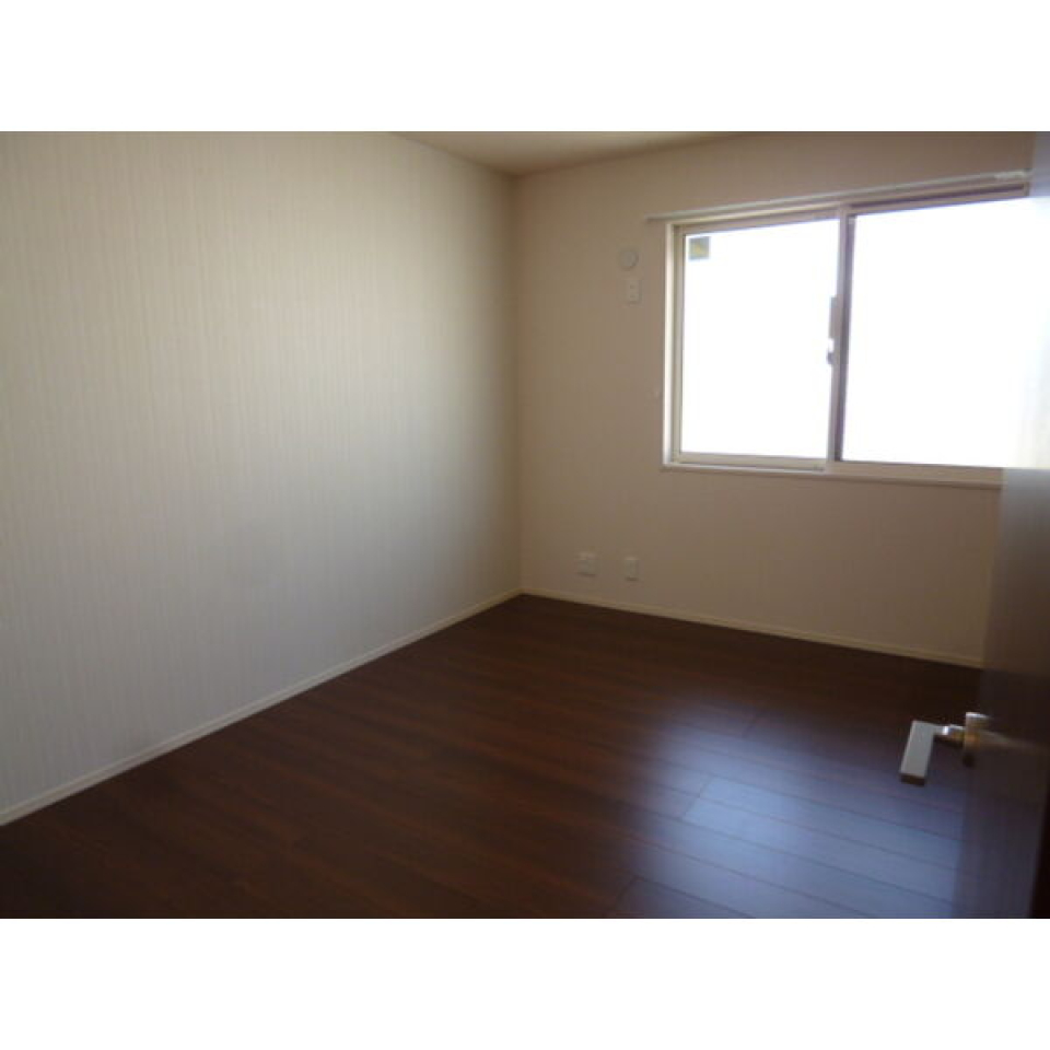 西側洋室　6.1帖