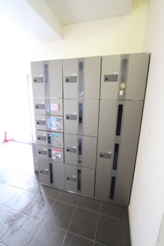 宅配ボックスあり