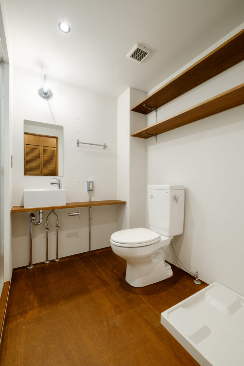 トイレと洗面は同室ですが、広さがあるので便利に使えそう
