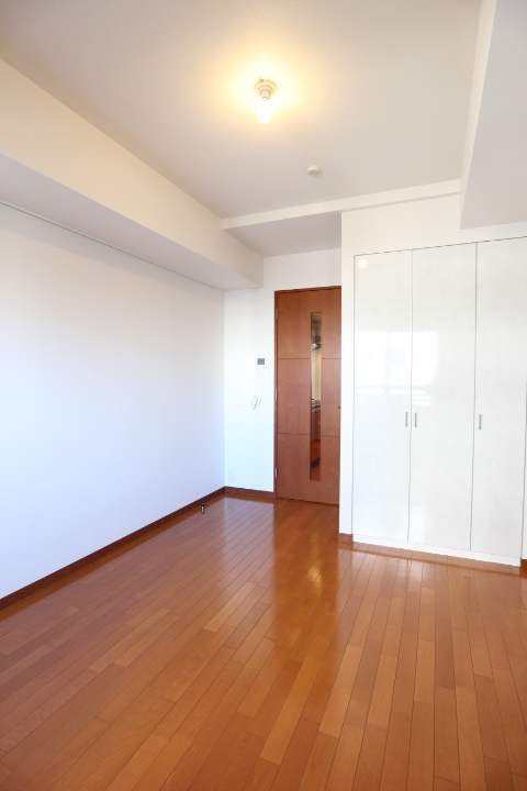 色が異なる場合がございますので、現地にて確認下さい。※参考写真