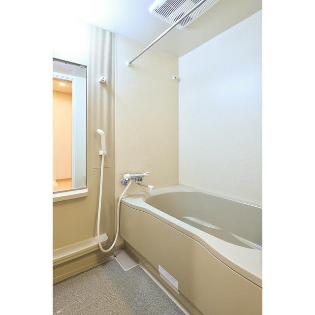 浴室乾燥機付きなので、雨の日も安心です。