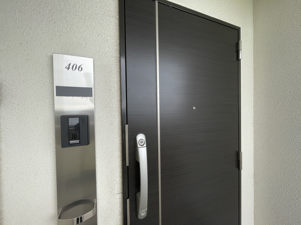 こちらは406号室