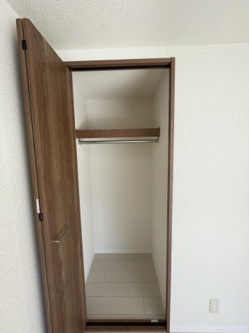 ※同一仕様の別部屋の写真です