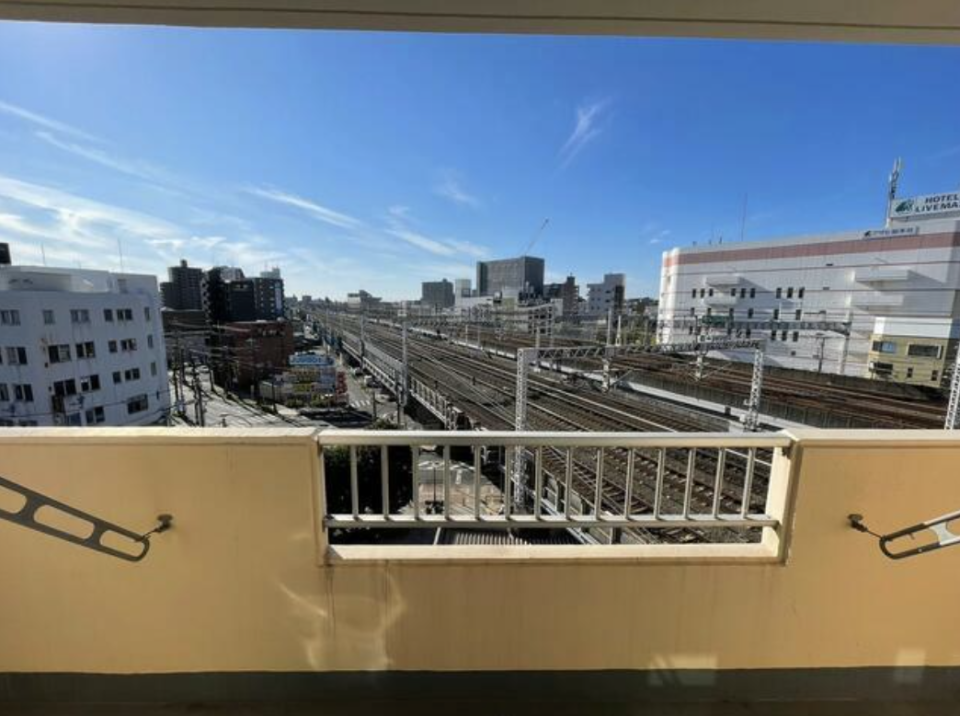 まさかの浜松駅がすぐ横に！