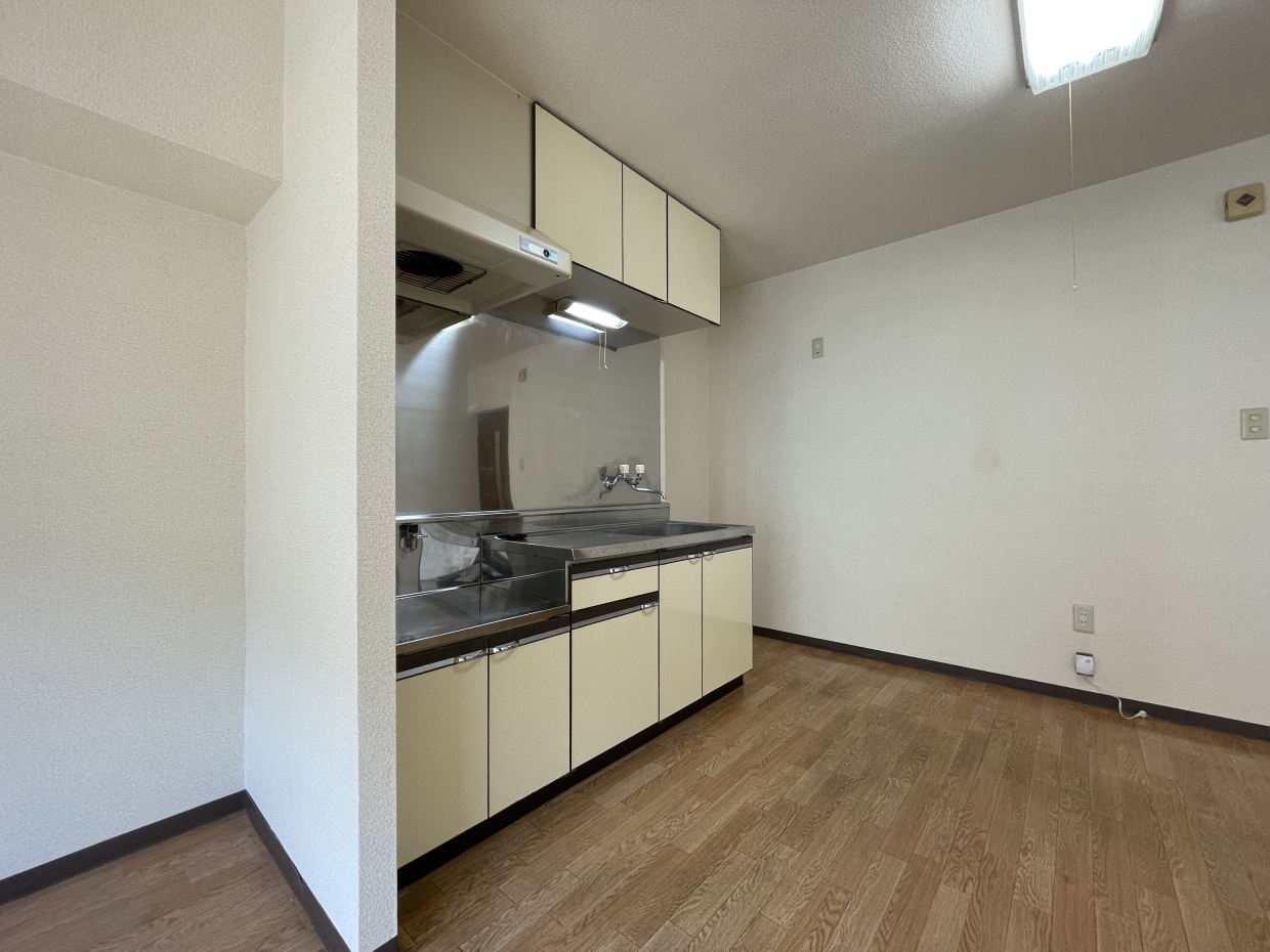 冷蔵庫を置くスペースも確保されています。