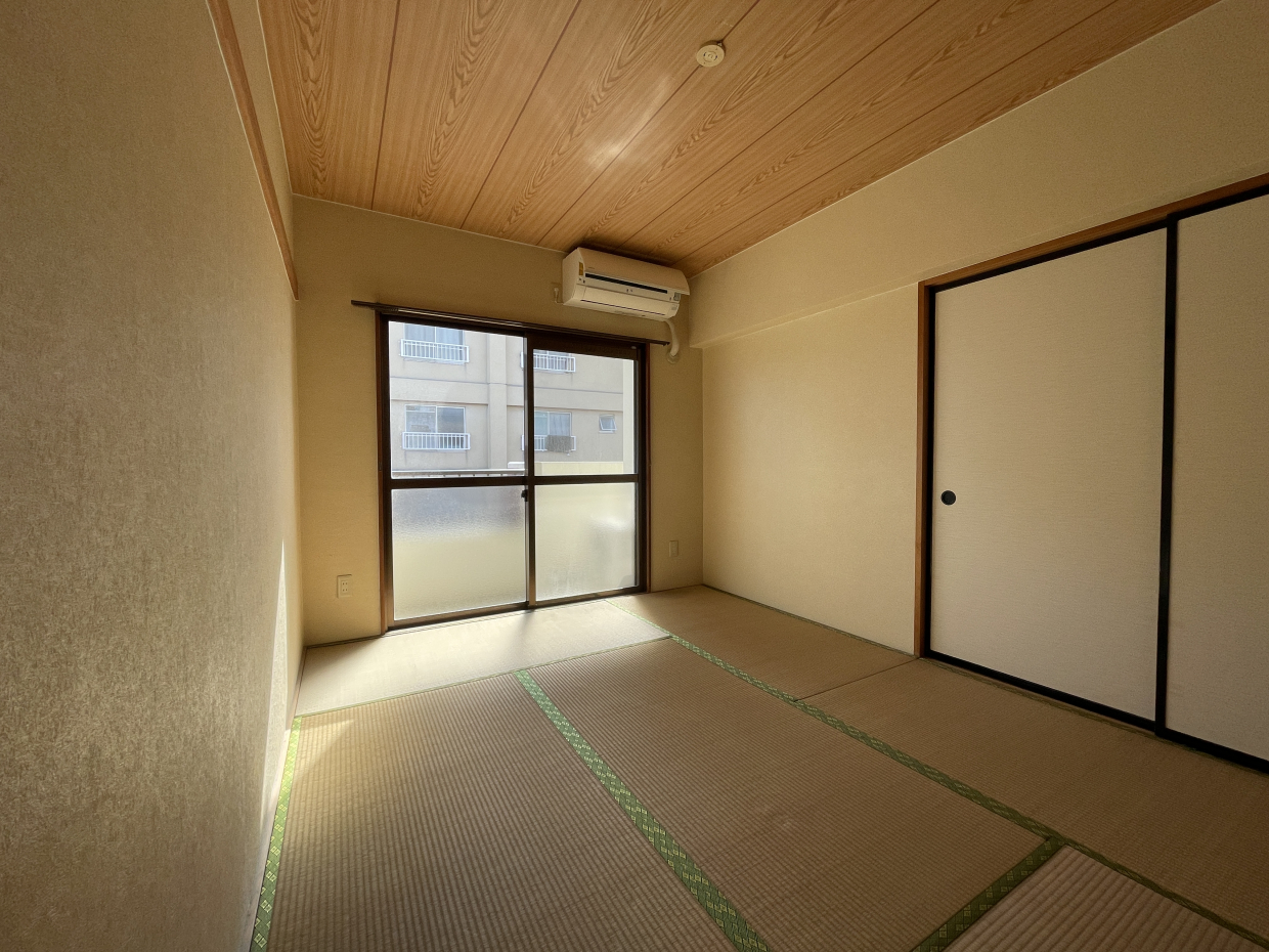 和室にはエアコンが付いていて快適に過ごせそうです。