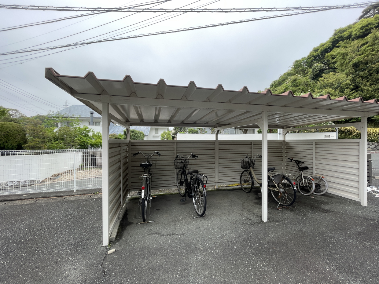 屋根付きの駐輪場