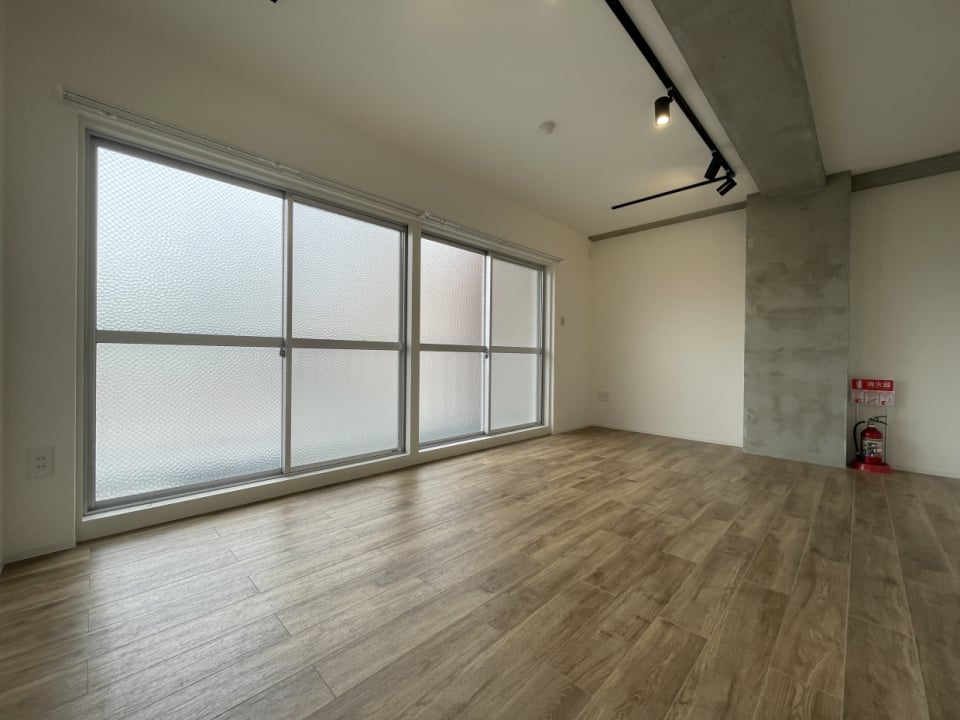 2階もう一部屋は10.37帖の広い洋室でした