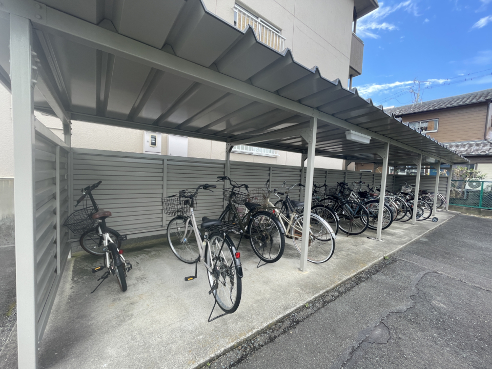 駐輪場も完備しています