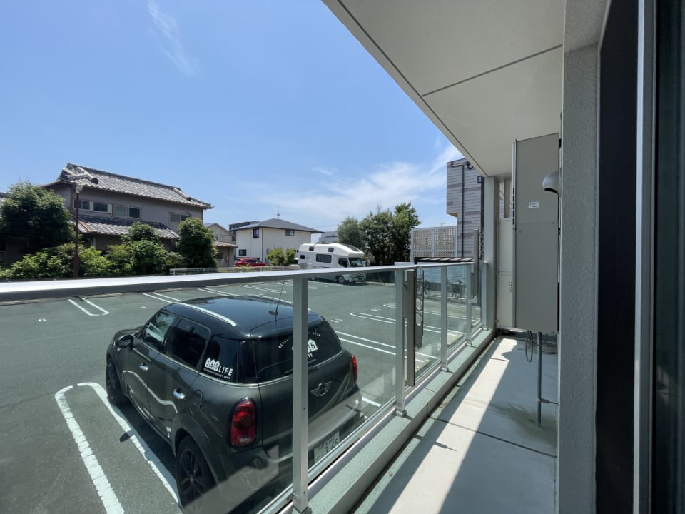 1階ではあるものの、地面より高い位置にあるので防犯面も安心