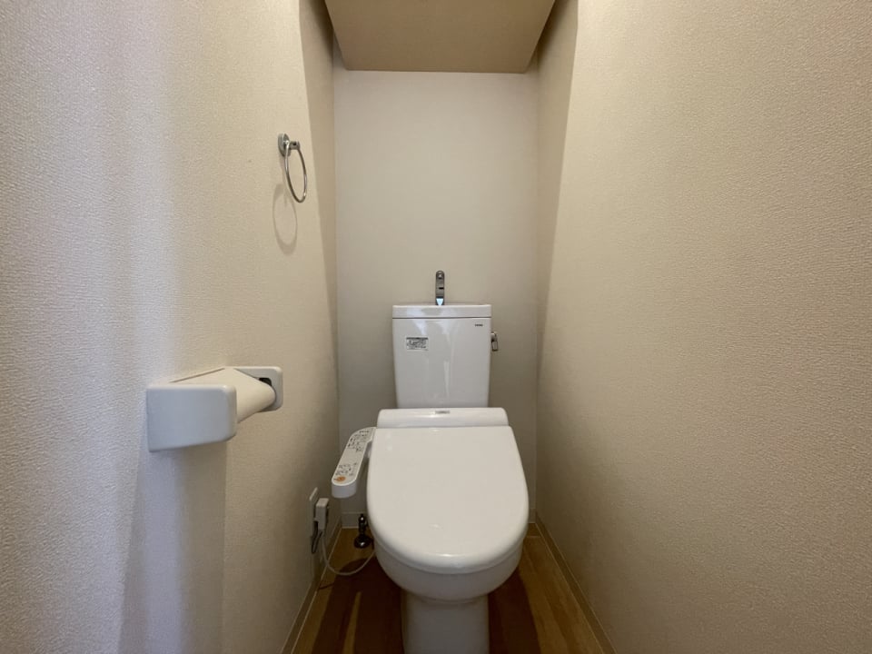 2階にもお手洗いがあるので、朝の混み合う時間でも安心