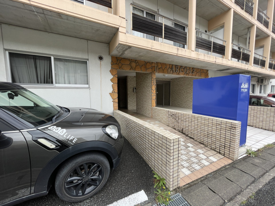 横向き駐車。